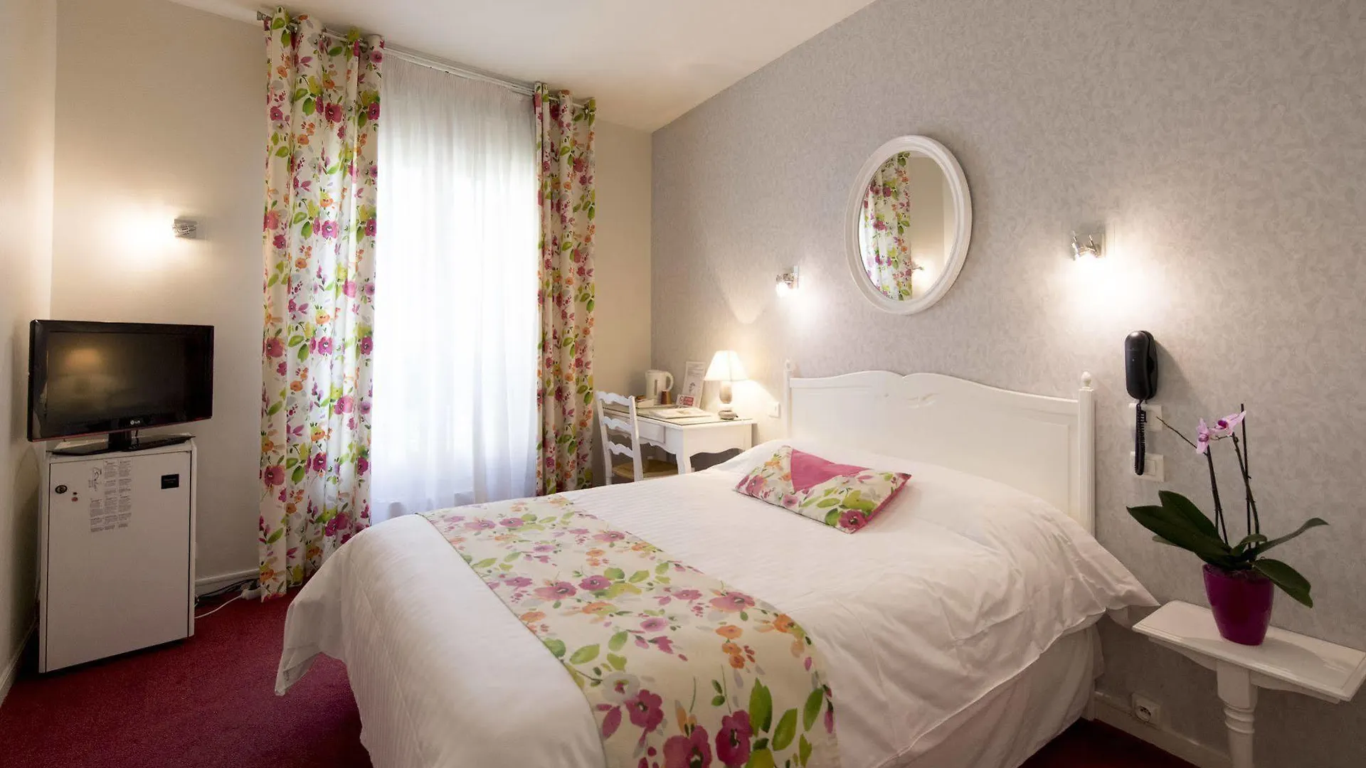 ***  Hotel Biney Rodez Francia